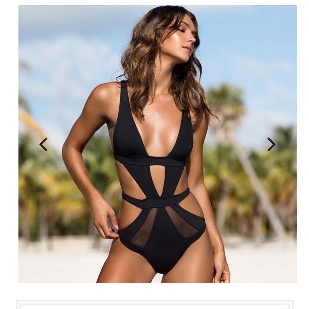 One piece suit